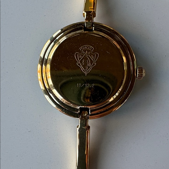 Gucci Women's Gold Watch with Colorful Interchangeable Bezels - Picture 6 of 6
